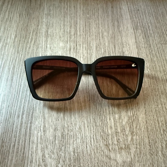 quay australia front cover matte black orange lens oversized square sunglasses - Picture 1 of 6